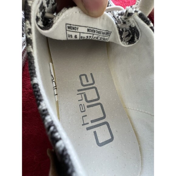 Hey Dude Wendy Cheetah Grey Slip On Shoes 40052-1GL Women's 6 - Picture 9 of 9